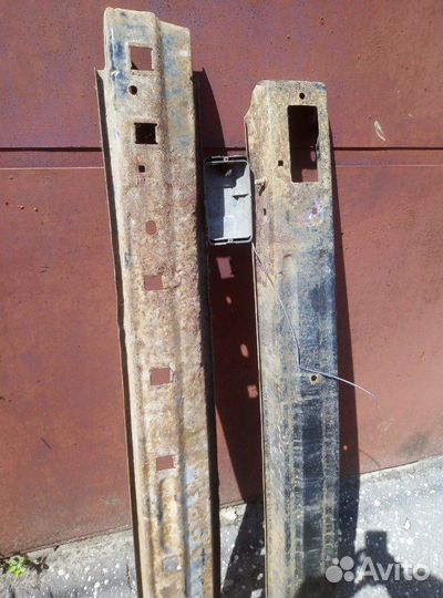 Бампер (усилитель)