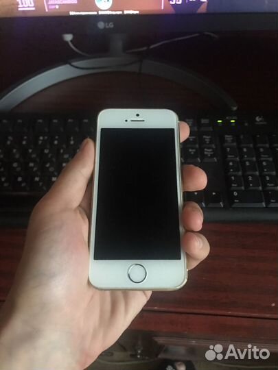 iPhone 5S, 16 ГБ