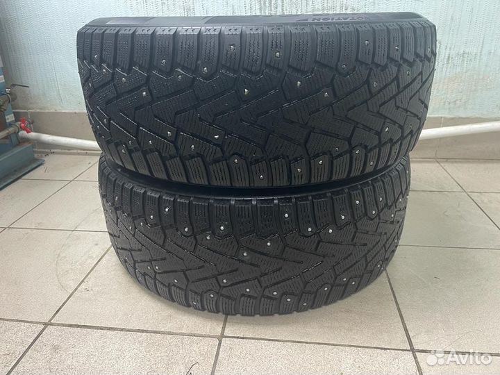 Pirelli Ice Zero 235/55 R17