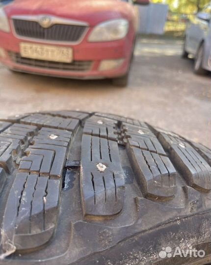 Goodyear Ultragrip Ice Arctic 225/50 R17