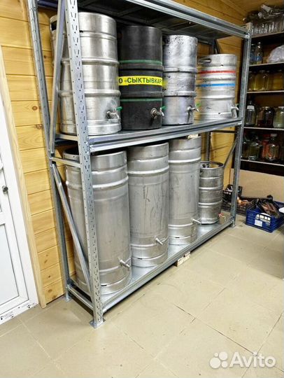 Среднегрузовые стеллажи