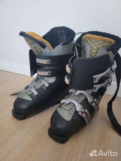 Горнолыжные ботинки