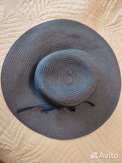 Шляпа женская соломенная