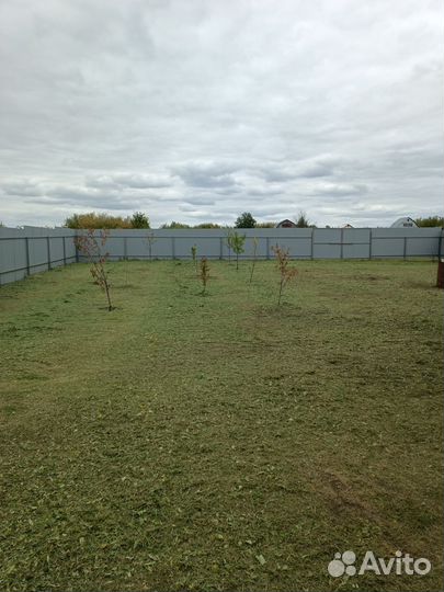 Покос травы триммером