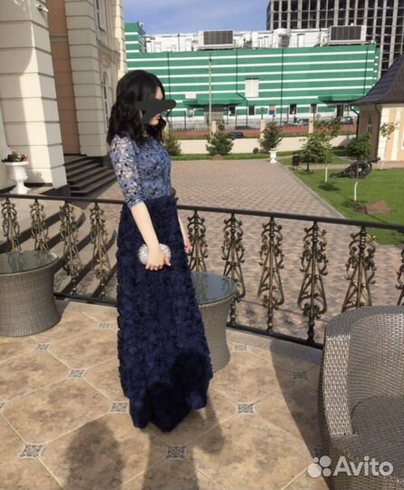 Вечернее платье