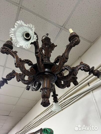 Люстра старинная дерево