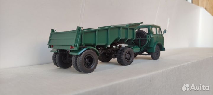 Маз 504Б+полуприцепы, 1/43