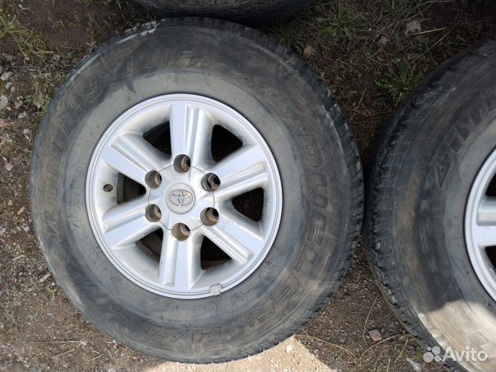Toyota Hilux 255/70R15C