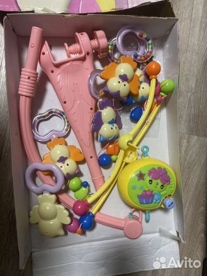 Мобиль на кроватку, подвеска музыкальная