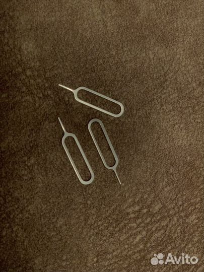 Скрепка-ключ для симкарты