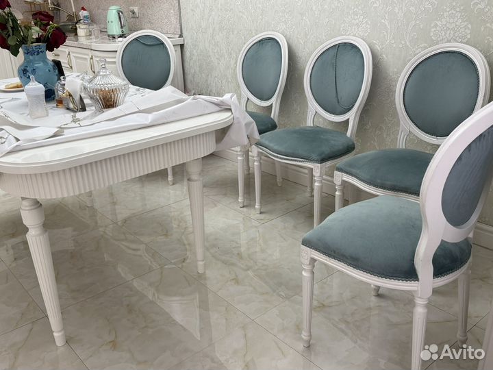 Стол и стулья бу