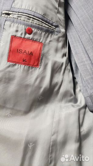 Костюм мужской Isaia