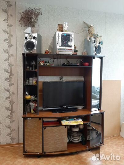 Стенка в гостиную под тв