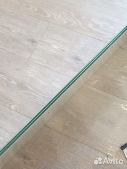 Полка стеклянная