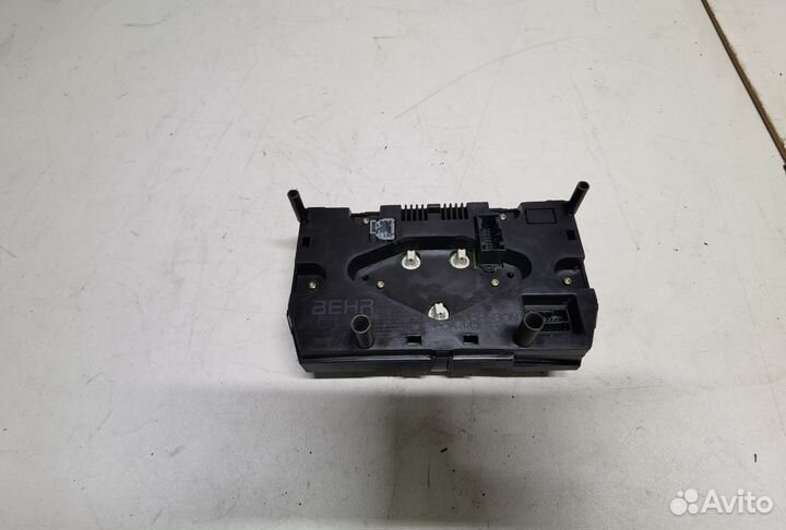 Блок управления климатической установкой Peugeot 2