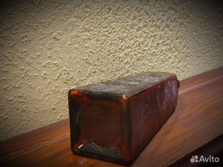 Бутылка четырех гранная раскопок Königsberga