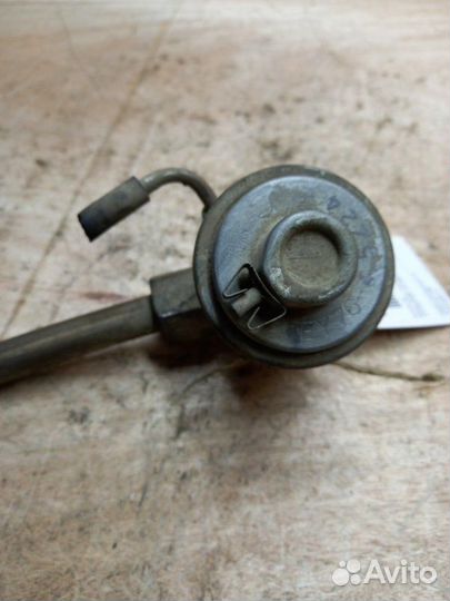 Клапан EGR Nissan Sunny Y10 GA16DE