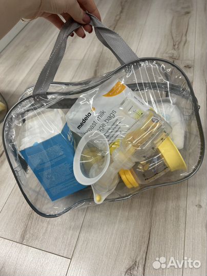 Ручной молокоотсос medela