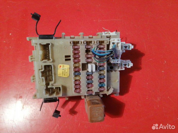 Блок предохранителей Nissan Primera