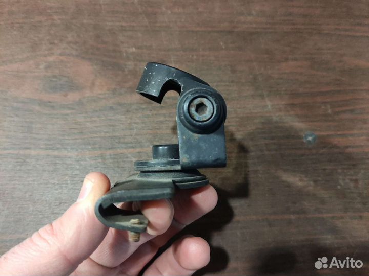 Кронштейн для антенны Си-Би