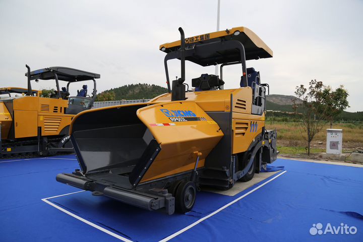 Асфальтобетоноукладчик XCMG RP603L, 2022
