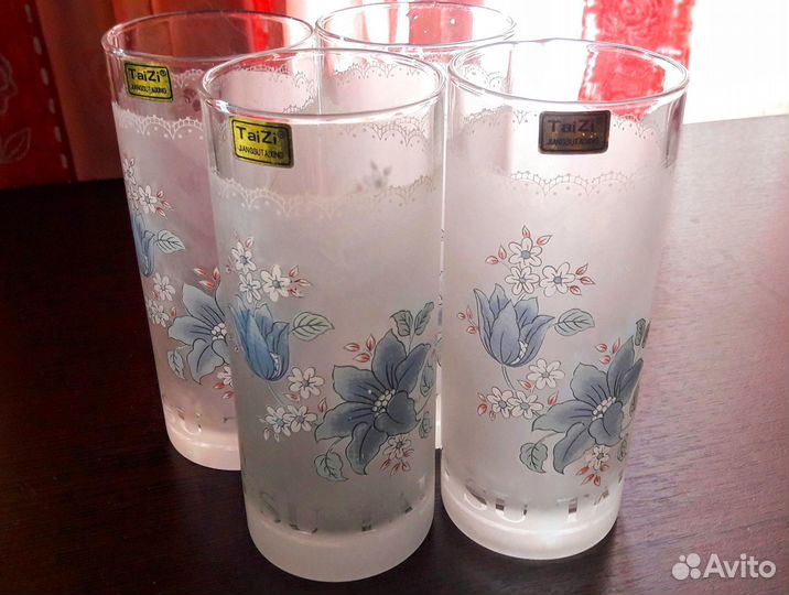 Стаканы для сока и воды