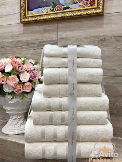 Набор полотенец новый