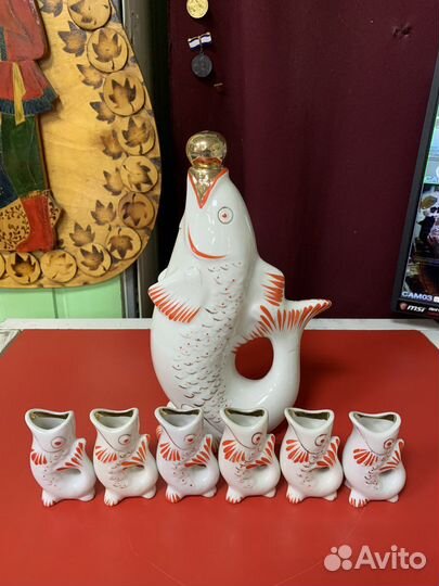 Фарофоровый набор штоф и рюмки СССР