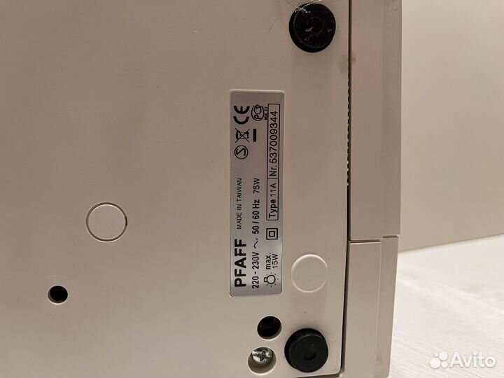Швейная машинка pfaff