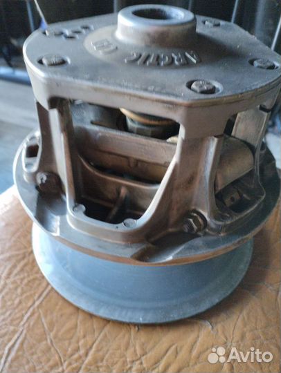 Продам вариатор ведущий на снегох