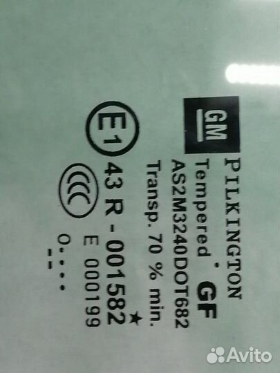 Стекло двери переднее левое Opel Astra J 2009-2012