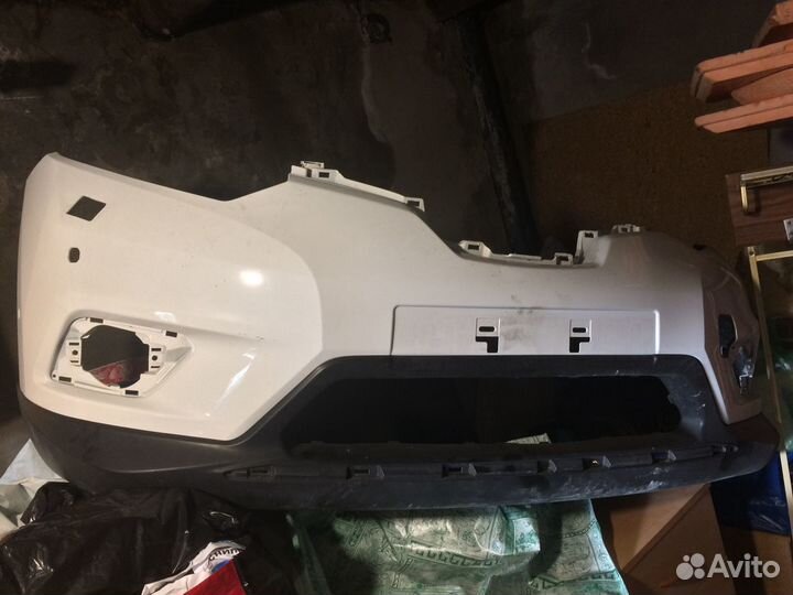 Nissan X-trail T32 Передний бампер