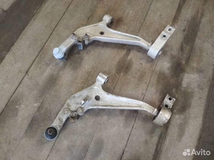 Рычаг передней подвески Nissan X-Trail T30