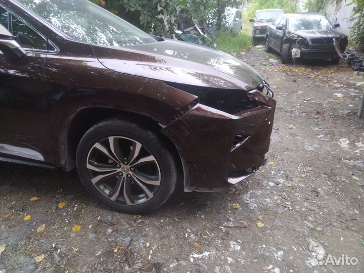 Бампер передний на lexus rx 350