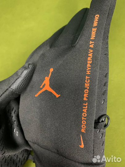 Перчатки Nike Jordan влагостойкие с сенсором