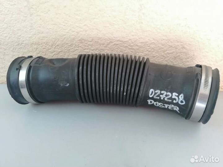 Патрубок воздушного фильтра Renault Duster