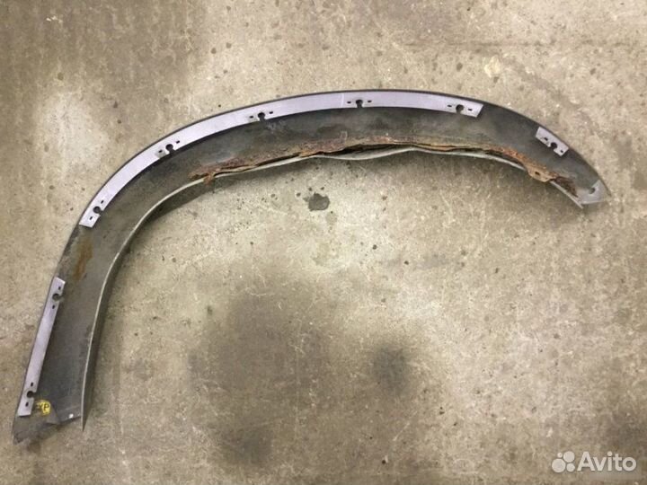 Накладка переднего крыла Ford America Explorer U2