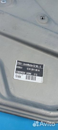 Стеклоподъемник задний левый Skoda Octavia (A5 1Z