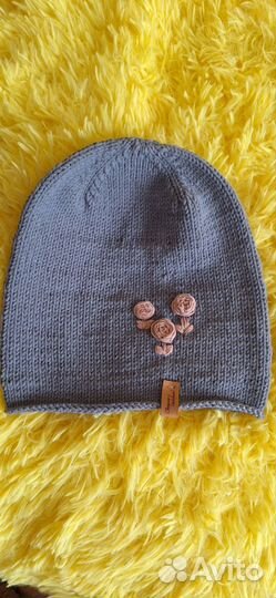 Шапка женская вязаная ручная работа