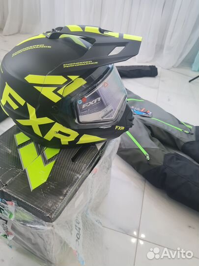 Шлем для снегохода с подогревом FXR новый размер М