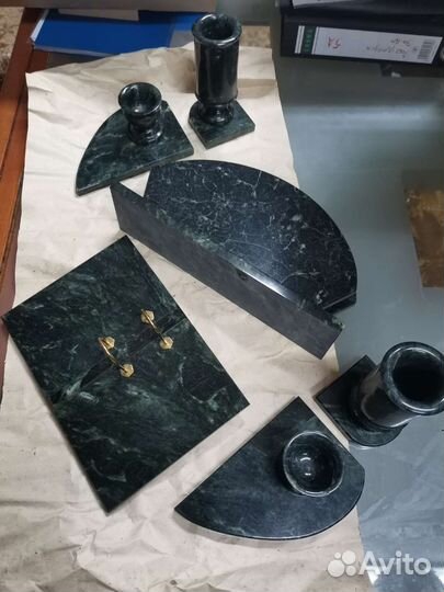 Настольный письменный набор из камня змеевик