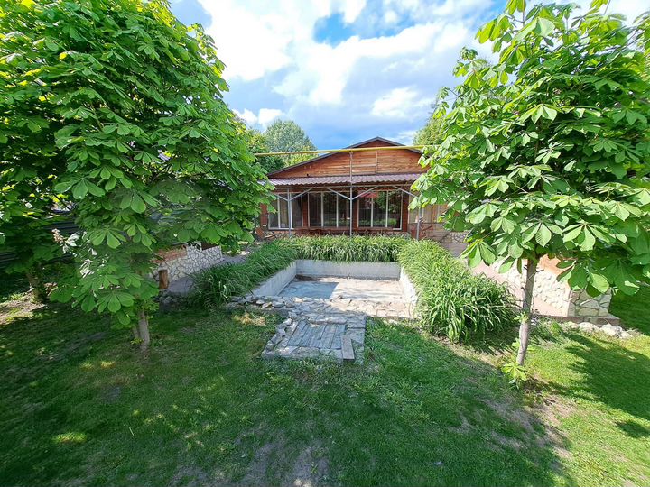 Коттедж 400 м² на участке 25 сот.