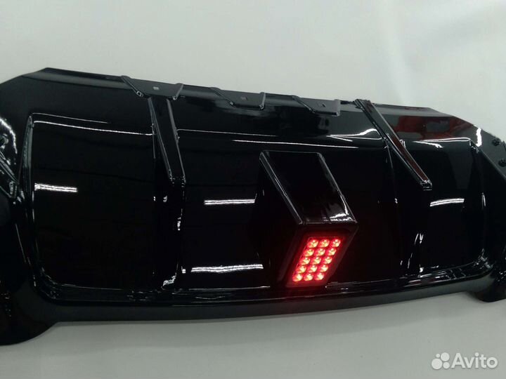 Диффузор BMW m5 F10 с ребрами