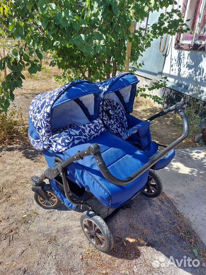 Коляска для двойни