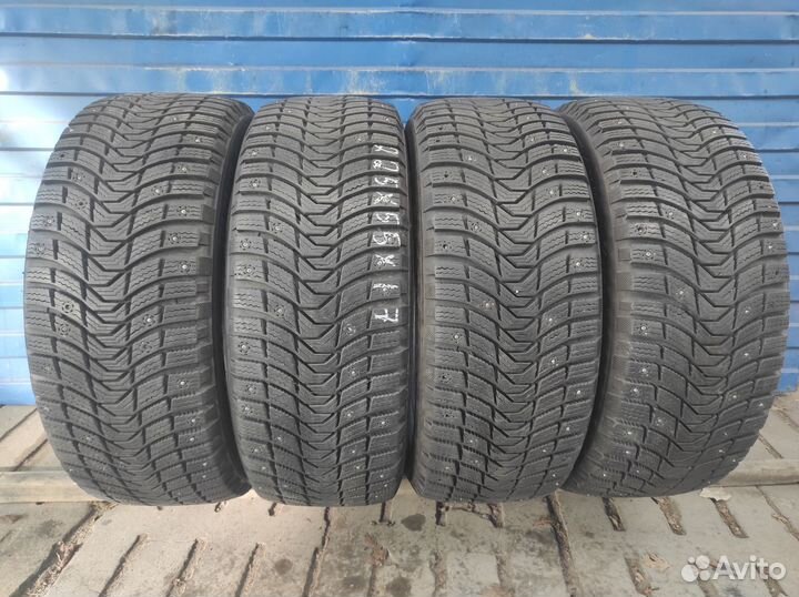 Michelin X-Ice North 3 225/55 R17 101T