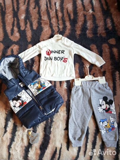 Костюм тройка на мальчика новый 74