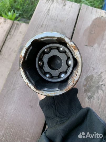 Граната на nissan