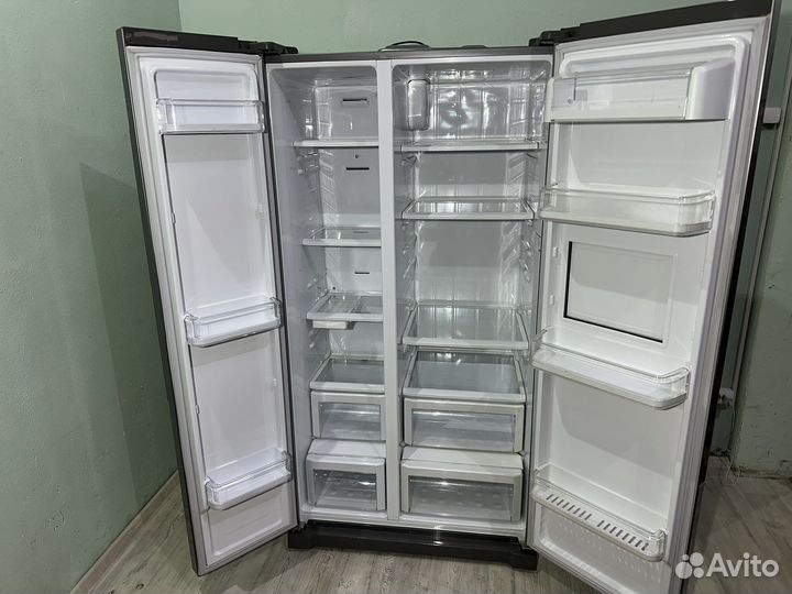 Холодильник samsung