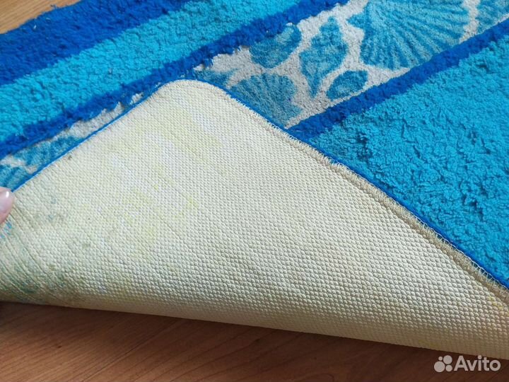 Коврик для ванной противоскользящий