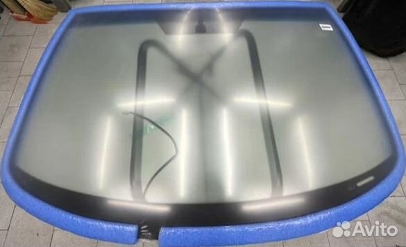 Стекло лобовое Toyota Highlander